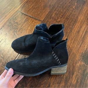 Women’s Diba True Suede Boots Size 7